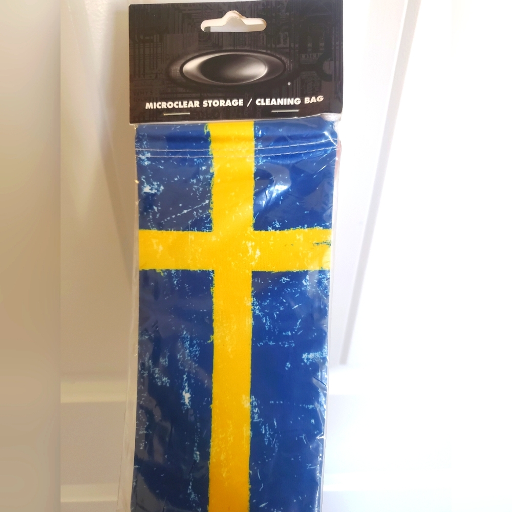 Oakley Microclear Storage Bag with Swedish Flag Design NWT!